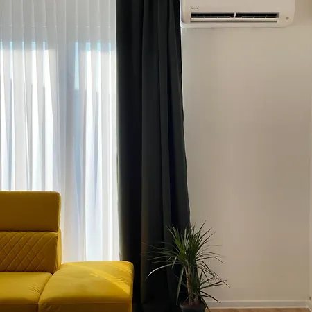 Sunny Alley - Suncani Sokak