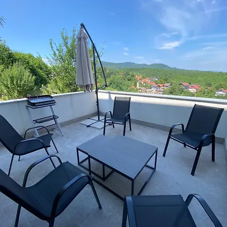 Sunny Alley - Suncani Sokak * 塞拉耶佛