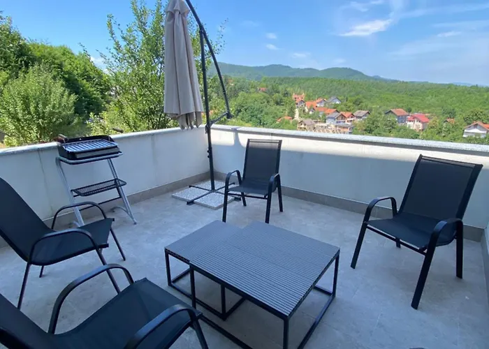 Sunny Alley - Suncani Sokak * 塞拉耶佛